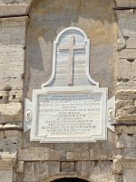  Das von Papst Clemens X. im Jubiläumsjahr 1675 auf übertünchten Wänden abgemalte Denkmal wurde durch das Unrecht schwerer Zeiten zerstört. Papst Benedict XIV. sorgte im Jubiläumsjahr 1750, dem zehnten Jahr seines Pontifikats dafür, dass es aus Marmor wiederhergestellt wurde.