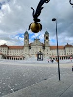 Kloster Einsiedeln mit dem goldenen Apfel